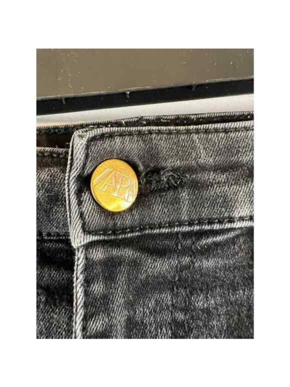 Womens Black Skinny Distressed Jeans Size 6 by Zara - Picture 3 of 5